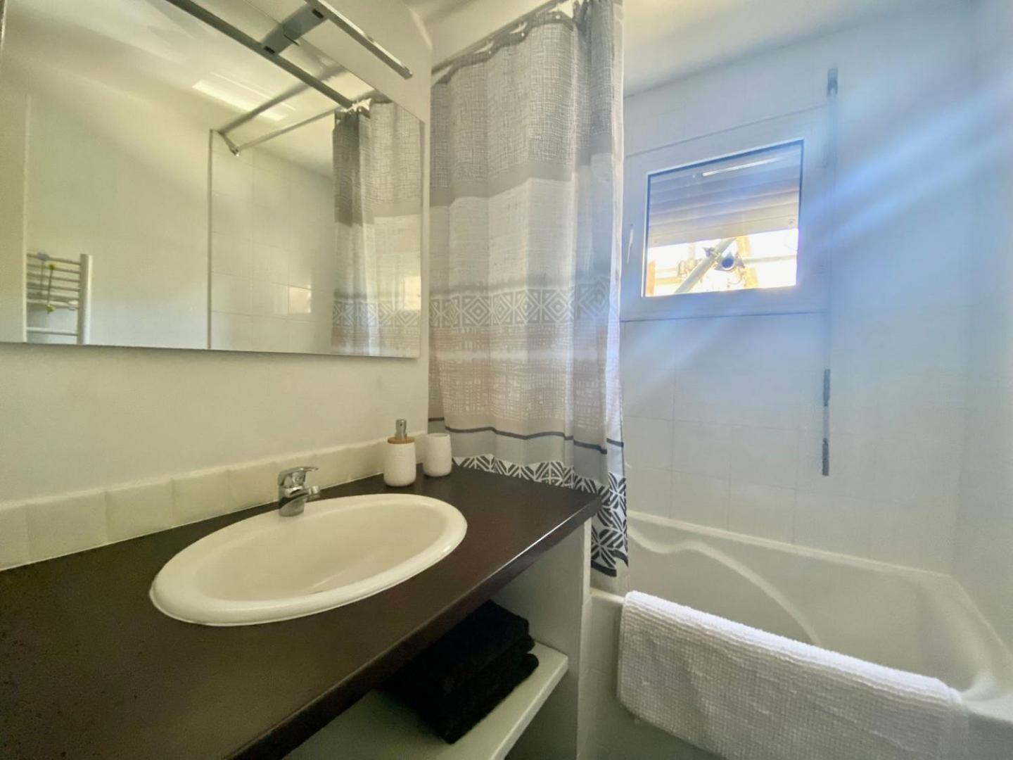 Apartament Le Carnot: City Centre With Parking Space Poitiers Zewnętrze zdjęcie